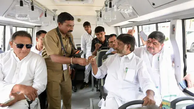 Telangana ministers who purchased RTC-Metro common pass and travelled