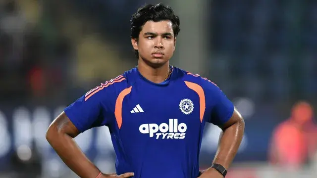 Silence outside the field.. destruction on the ground.. Shreyas Iyer's comments on Vaibhav go viral
