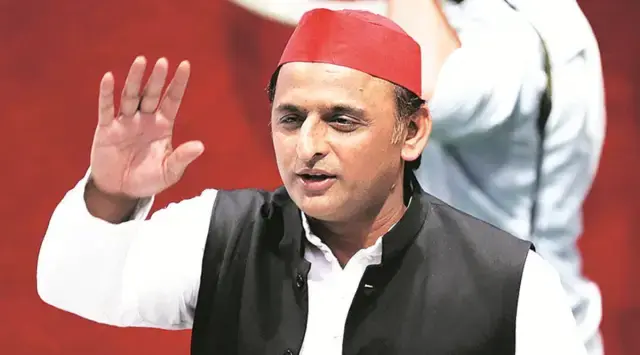 Akhilesh Dumma at Kharge's dinner.. He said that in the future, they will discuss over tea and samosas.