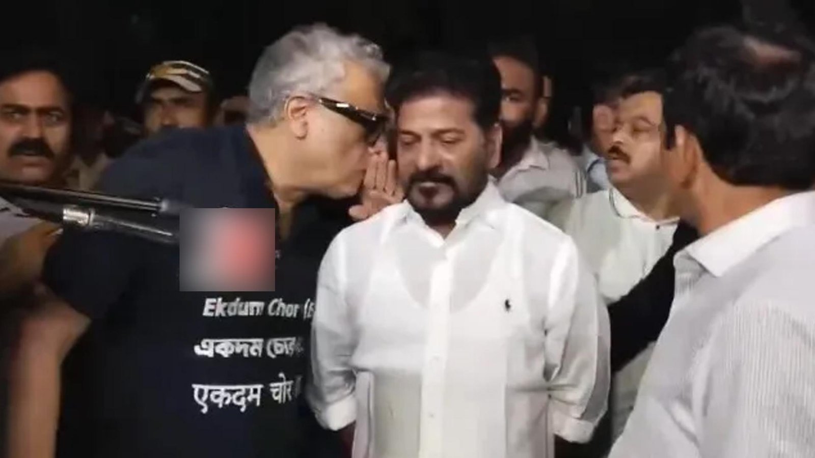 Revanth Reddy says the fight will not stop.. is impatient with the Delhi Police who stopped him