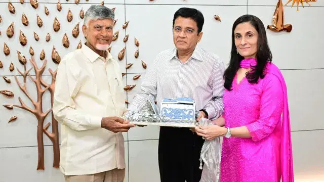 Kavya-Anirudh's wedding reception.. Maran couple invited Chandrababu and Lokesh...