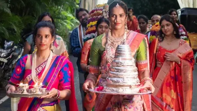 Trolling on Vendi Bathukamma.. PV Sindhu's harsh reply!
