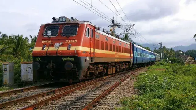 Listening to loud music on the train? You could be sentenced to prison!