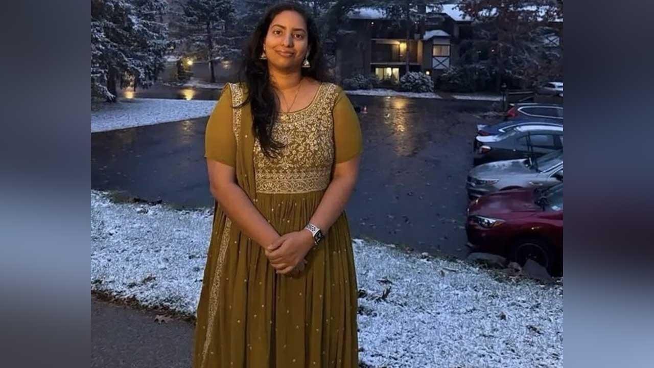 Tragedy in America.. Khammam young woman dies of heart attack